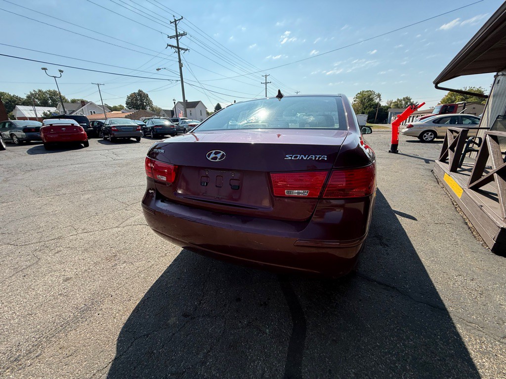 2009 Hyundai Sonata Image 4