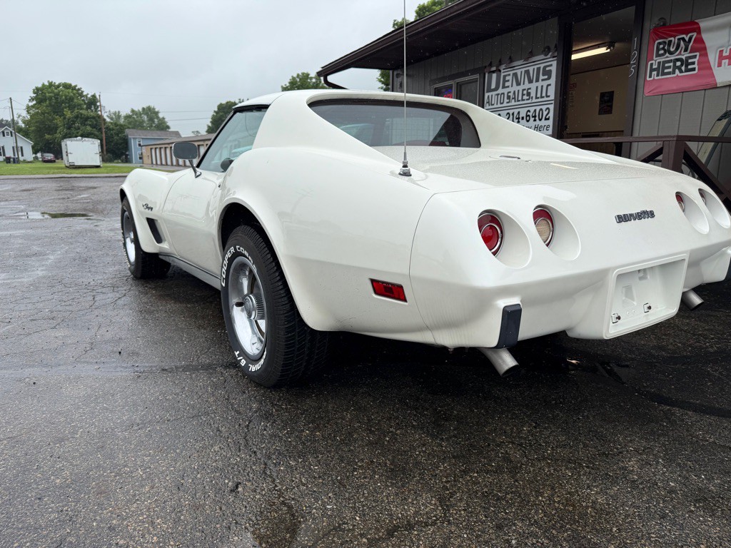 1976 Chevrolet Corvette Image 6