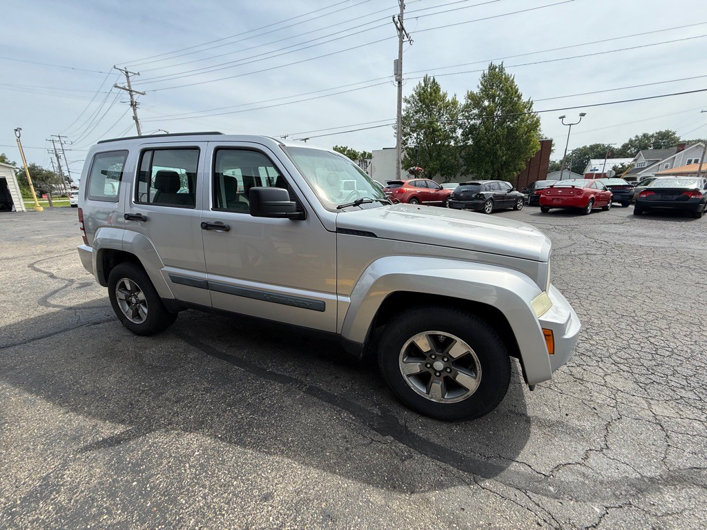 2008 Jeep Liberty Image 3