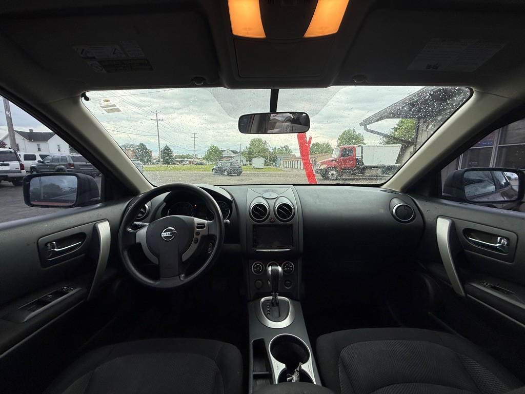 2011 Nissan Rogue Image 5