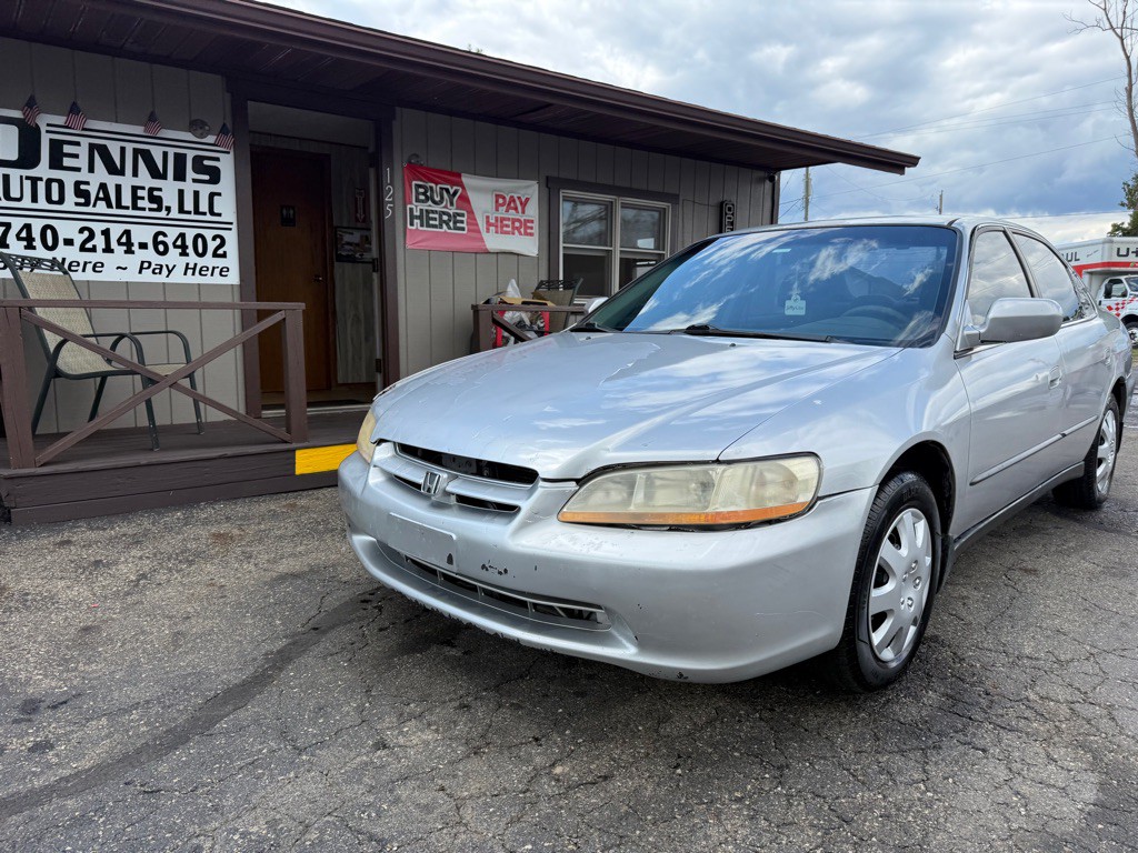 1999 Honda Accord Image 2