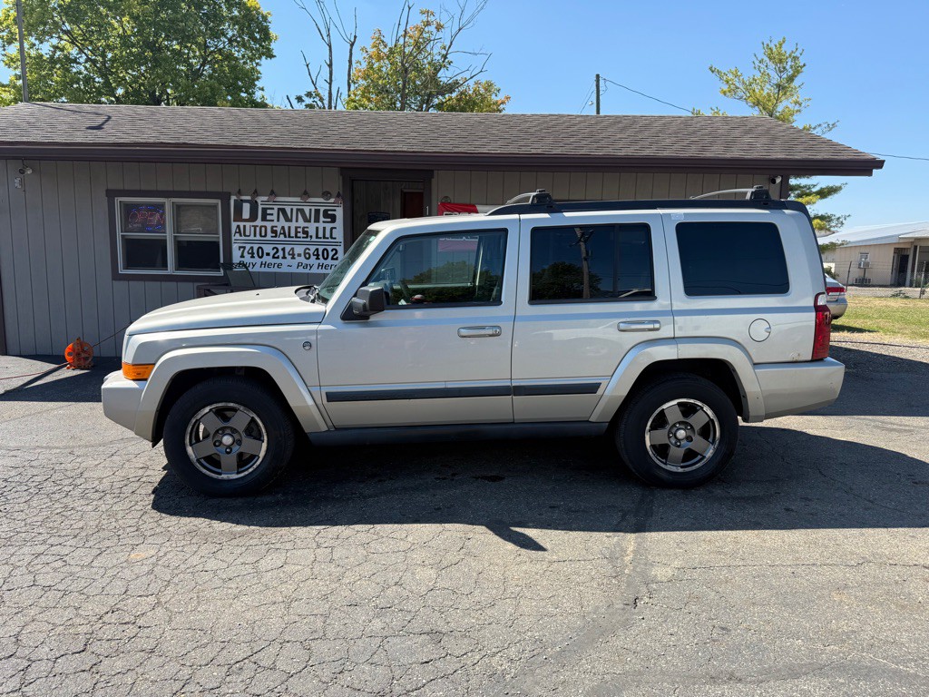 2008 Jeep Commander Image 1