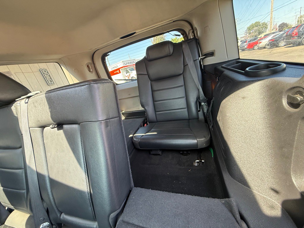 2008 Jeep Commander Image 8