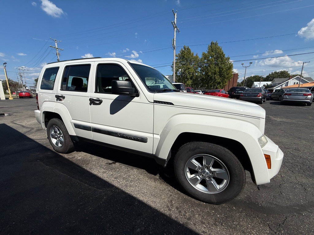 2010 Jeep Liberty Image 3