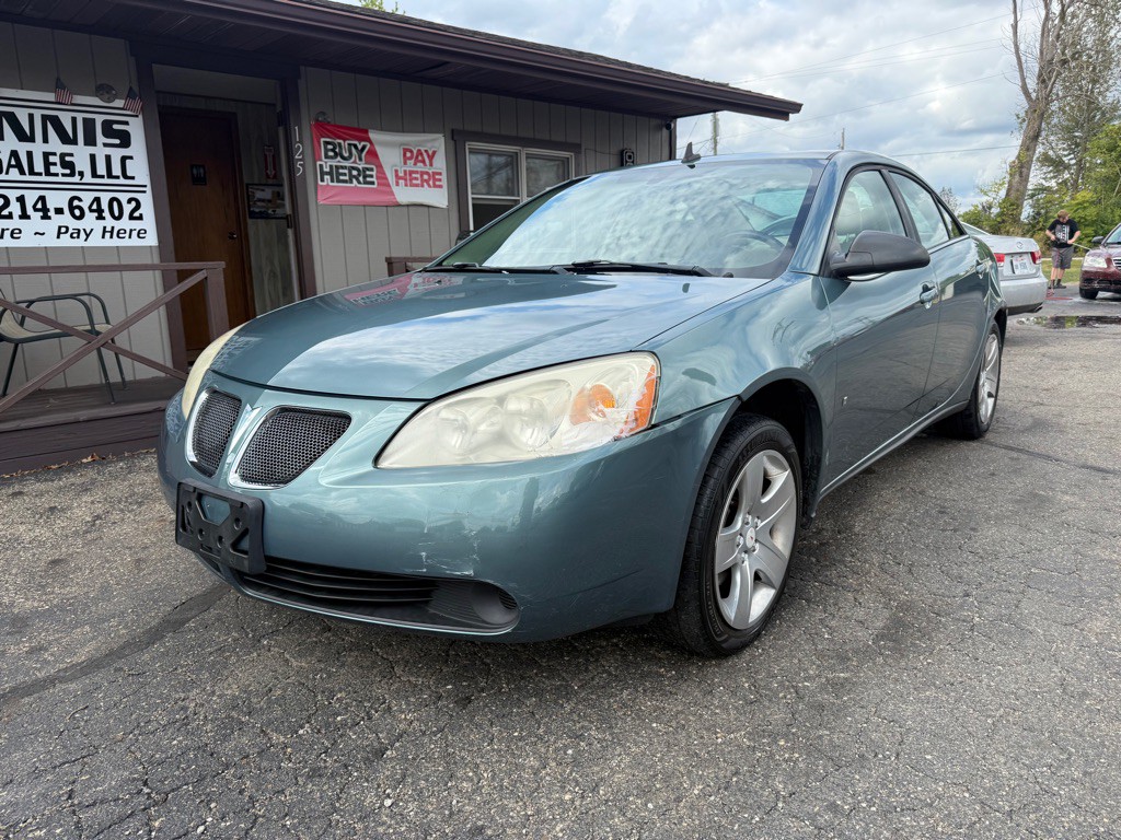 2009 Pontiac G6 Image 2