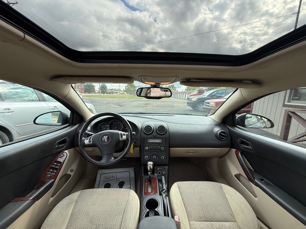 2009 Pontiac G6 Image 5