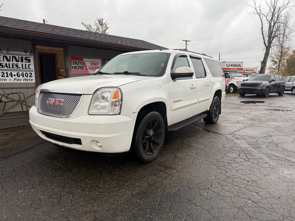 2008 GMC Yukon Image 2