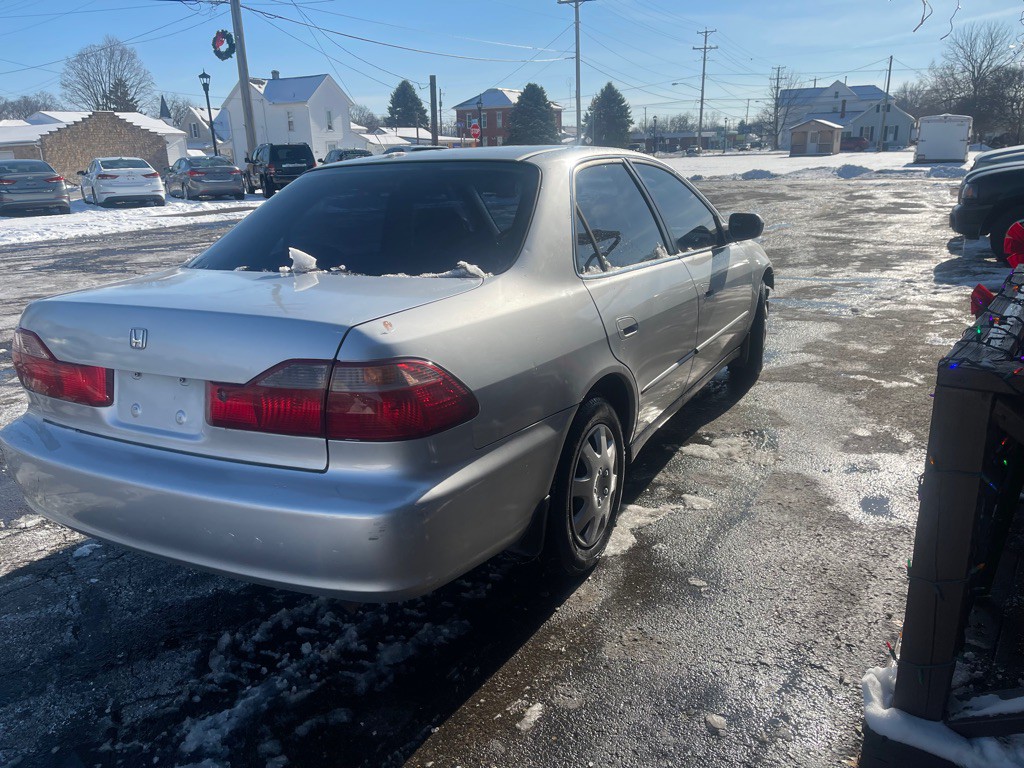 1999 Honda Accord Image 3