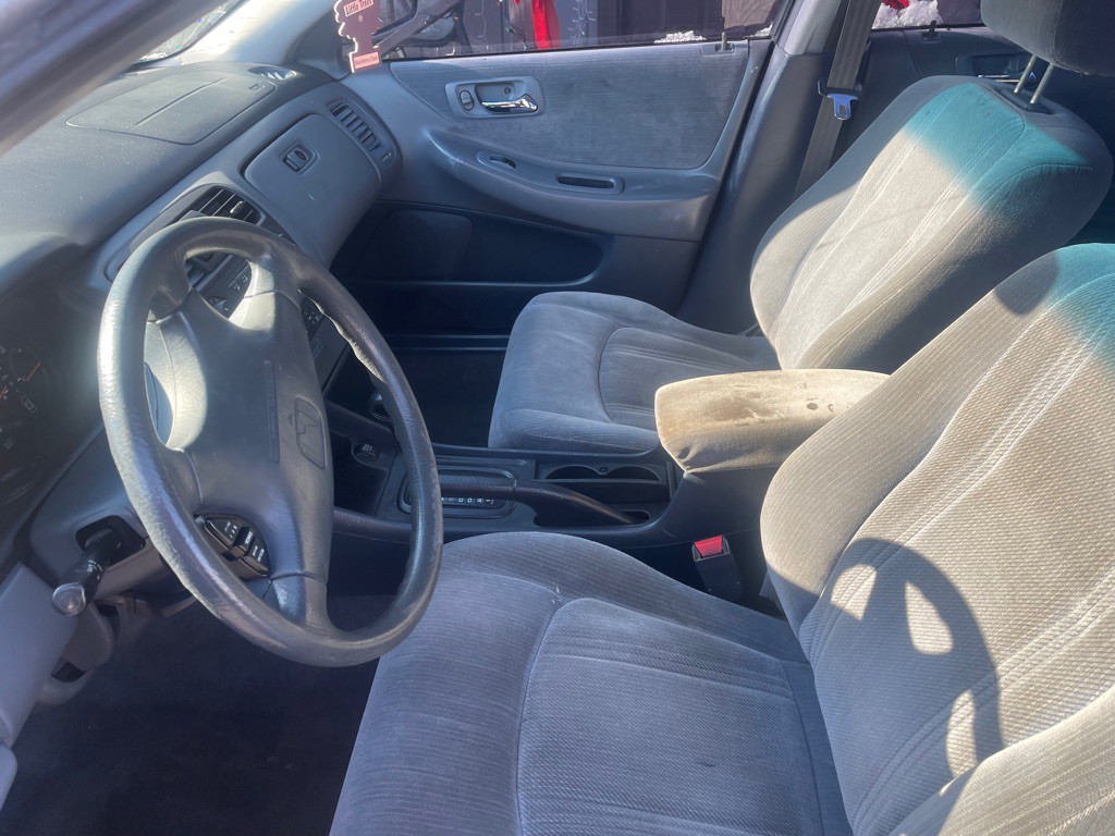 1999 Honda Accord Image 7