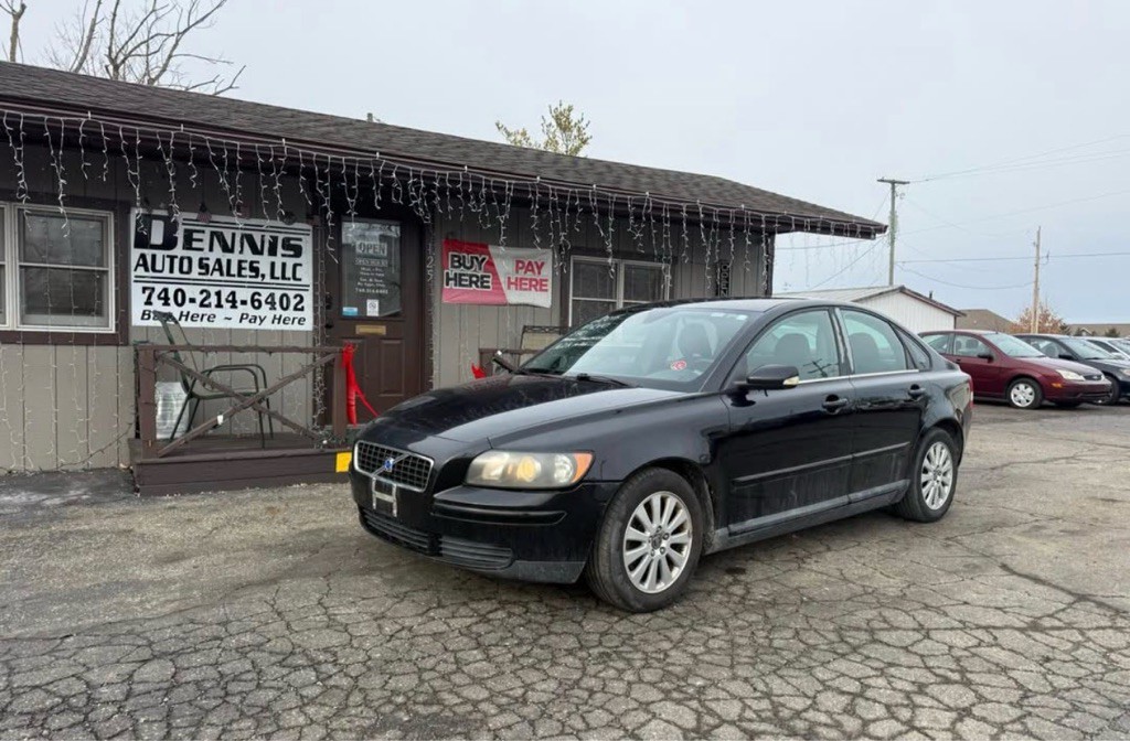 2005 Volvo S40 Image 2
