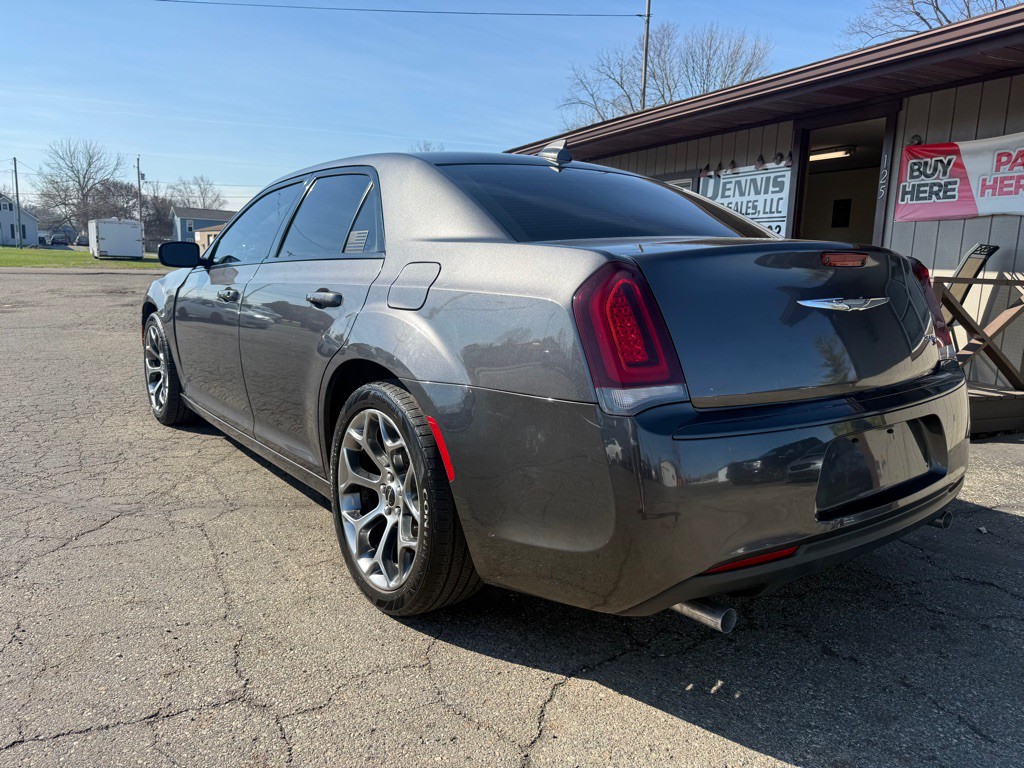 2018 Chrysler 300 Image 7