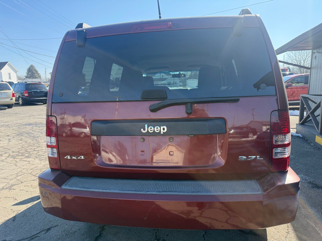 2008 Jeep Liberty Image 4