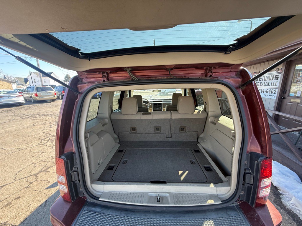 2008 Jeep Liberty Image 9