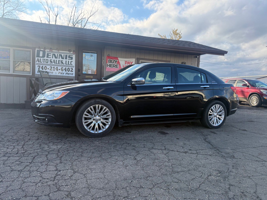2012 Chrysler 200 Image 1