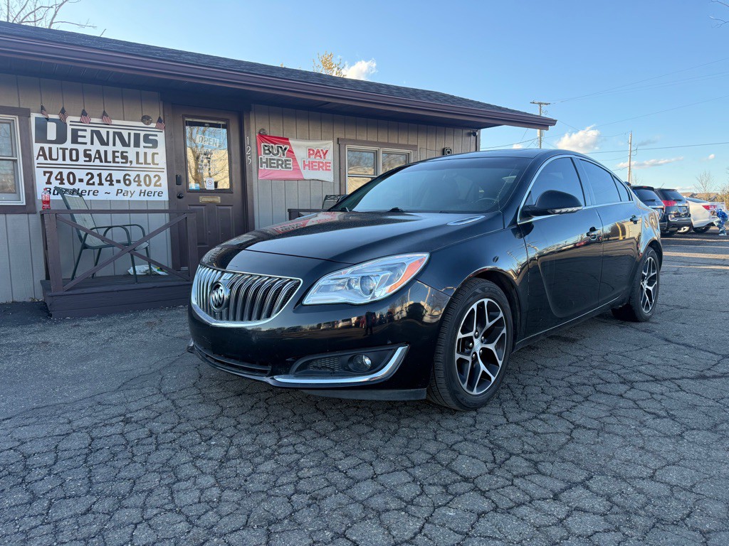 2017 Buick Regal Image 2