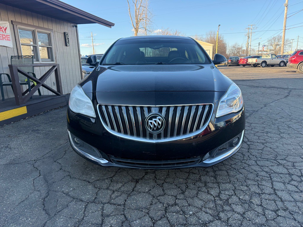 2017 Buick Regal Image 3