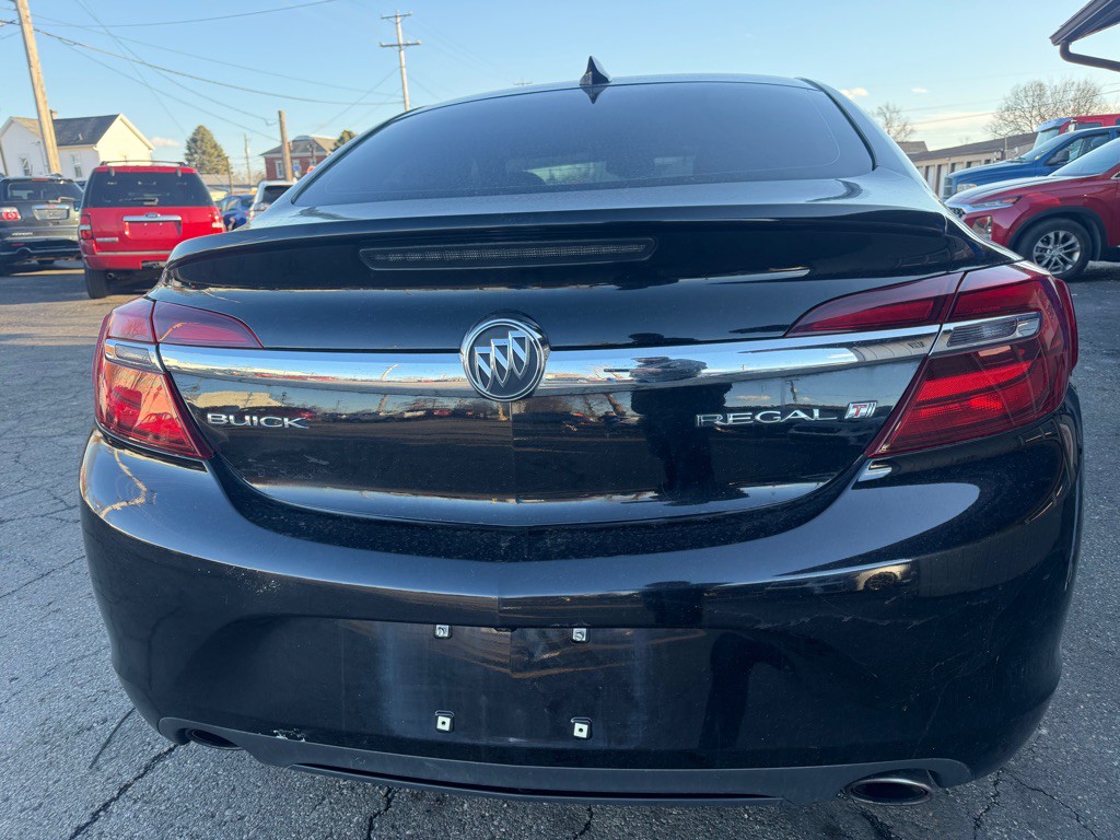 2017 Buick Regal Image 5