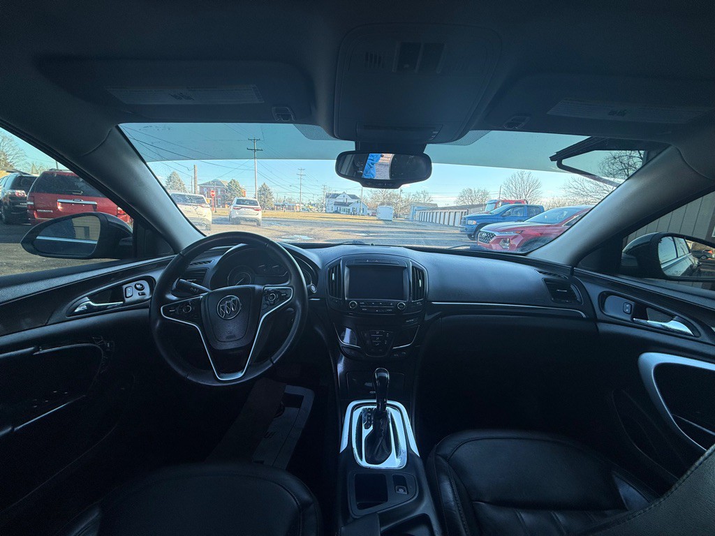 2017 Buick Regal Image 6