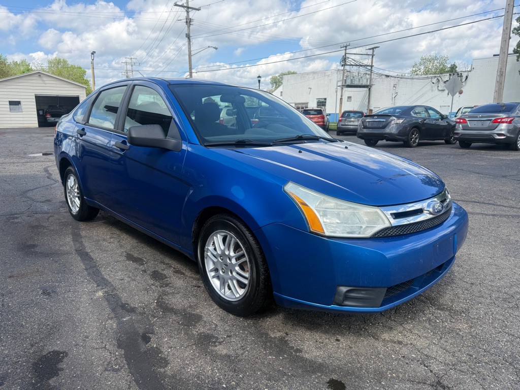 2011 Ford Focus Image 4