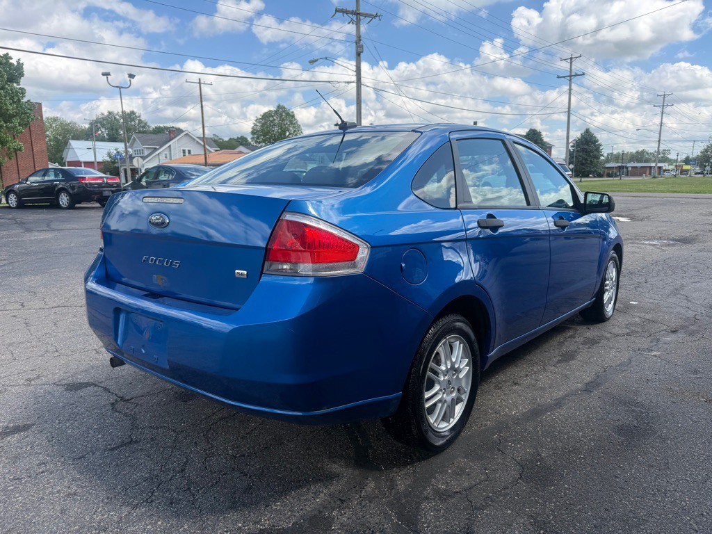 2011 Ford Focus Image 5
