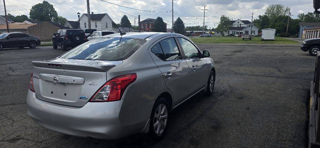 2013 Nissan Versa Image 5