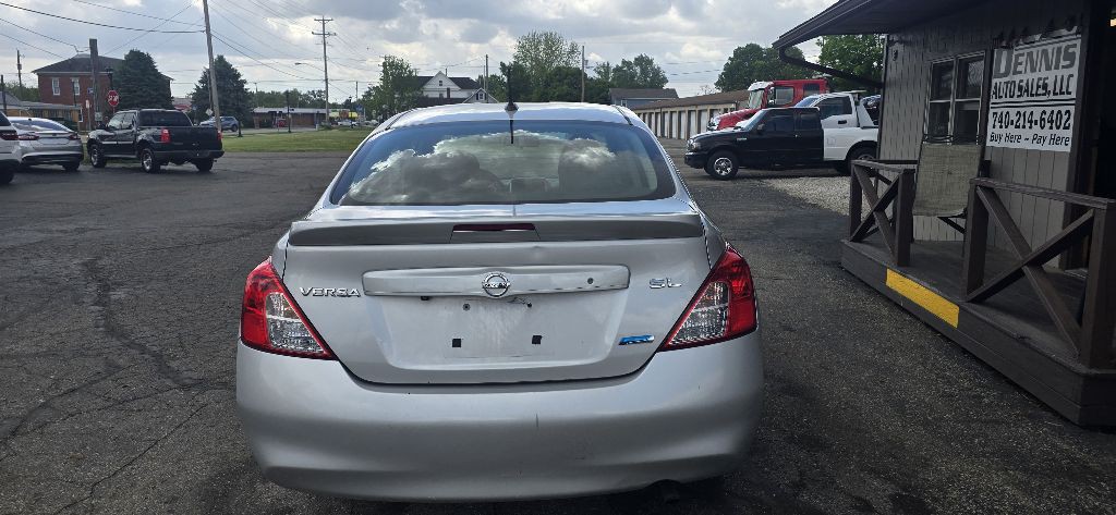 2013 Nissan Versa Image 6