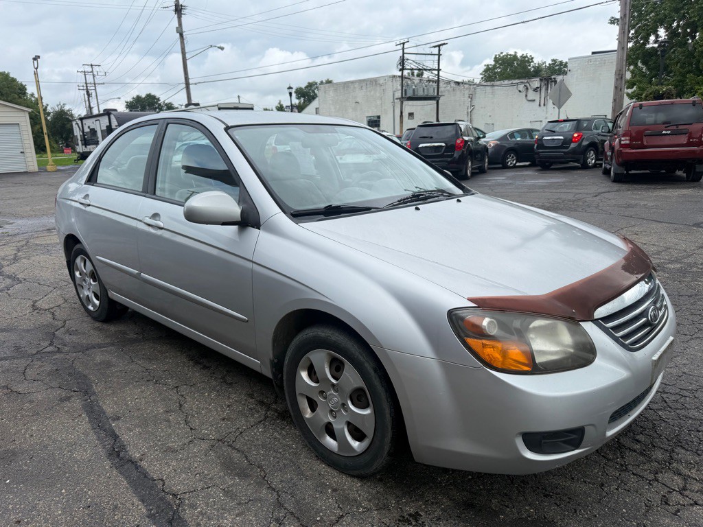 2009 Kia Spectra Image 4