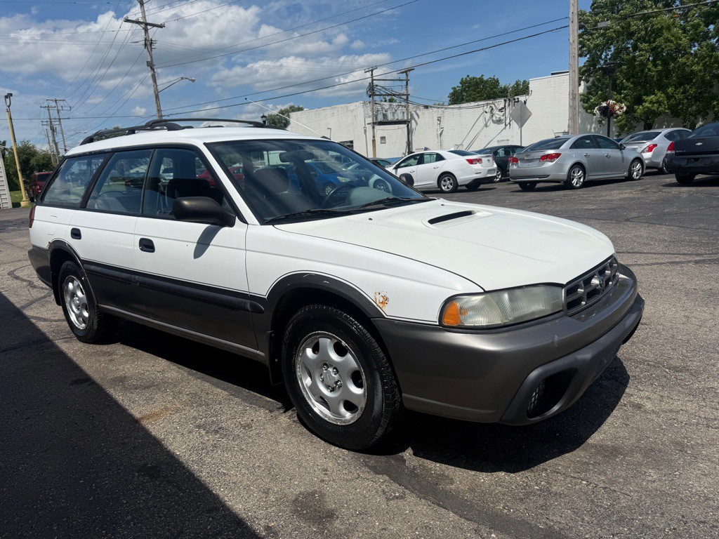 1997 Subaru Legacy Image 4