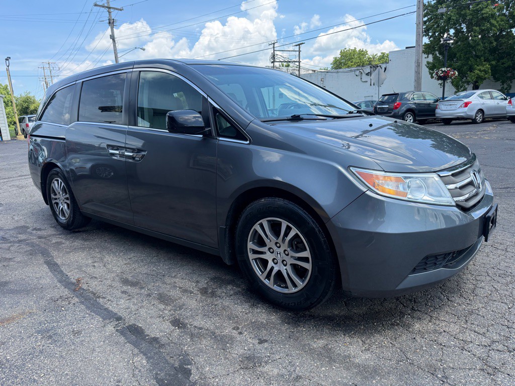 2012 Honda Odyssey Image 4