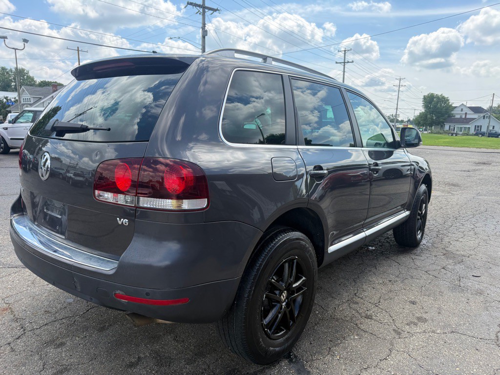 2008 Volkswagen Touareg Image 5