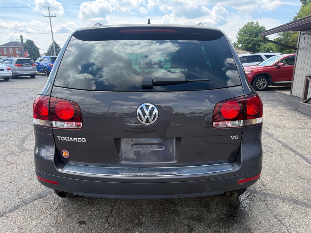 2008 Volkswagen Touareg Image 6
