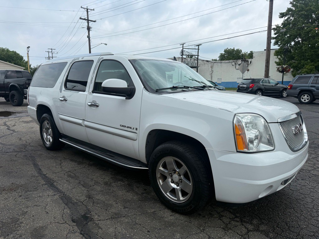 2007 GMC Yukon Image 4