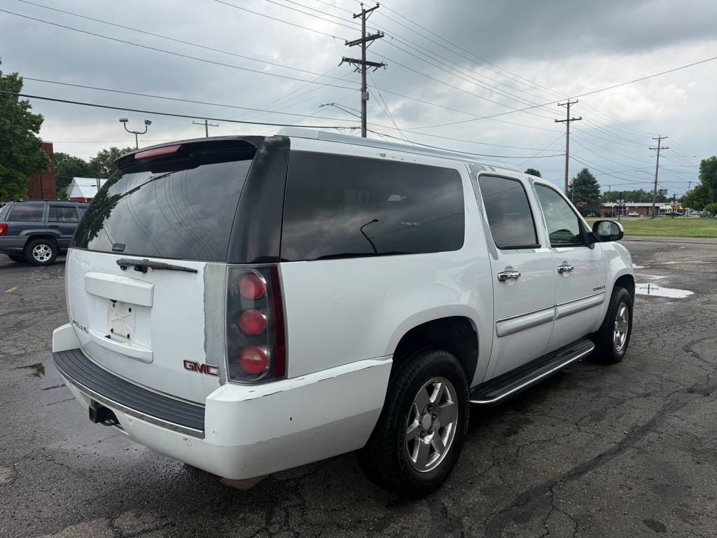 2007 GMC Yukon Image 5
