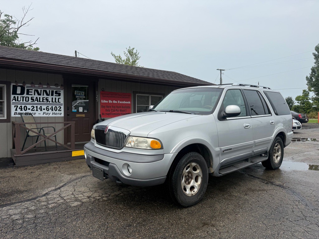 1998 Lincoln Navigator Image 2