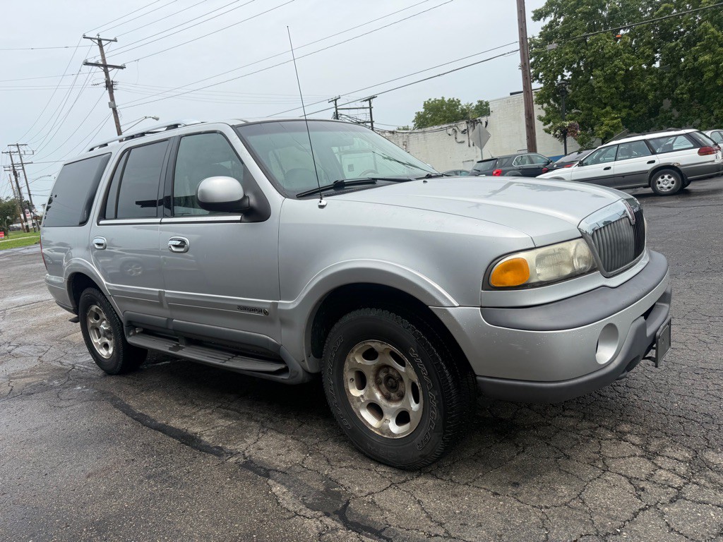 1998 Lincoln Navigator Image 4
