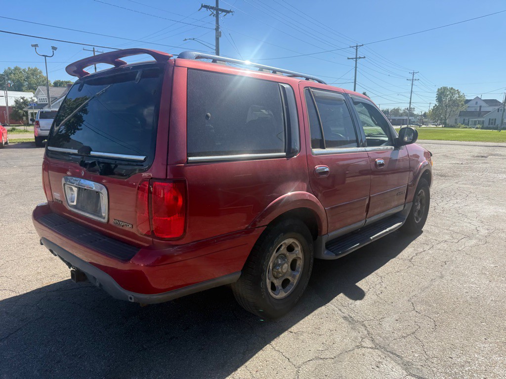 2002 Lincoln Navigator Image 5