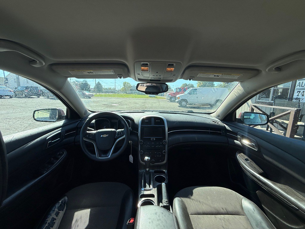 2015 Chevrolet Malibu Image 7
