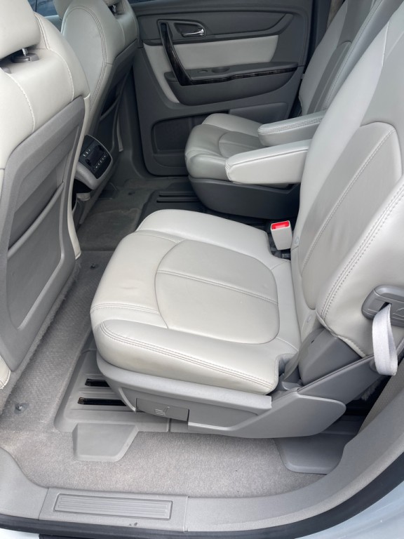 2016 GMC Acadia Image 6