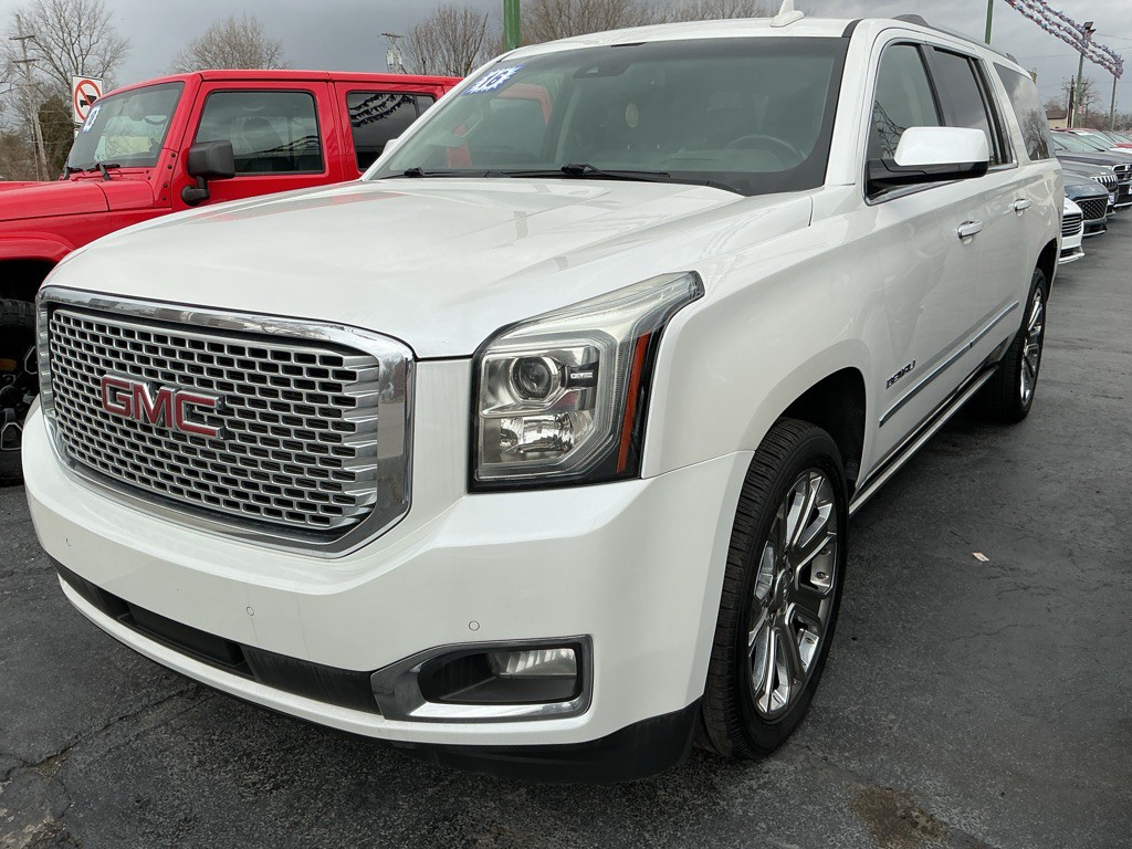 2016 GMC Yukon Image 1