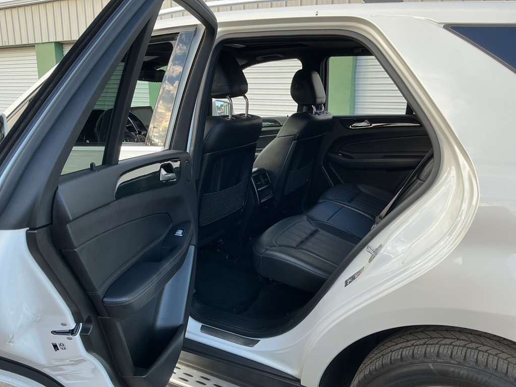 2017 Mercedes-Benz GLE-Class Image 10