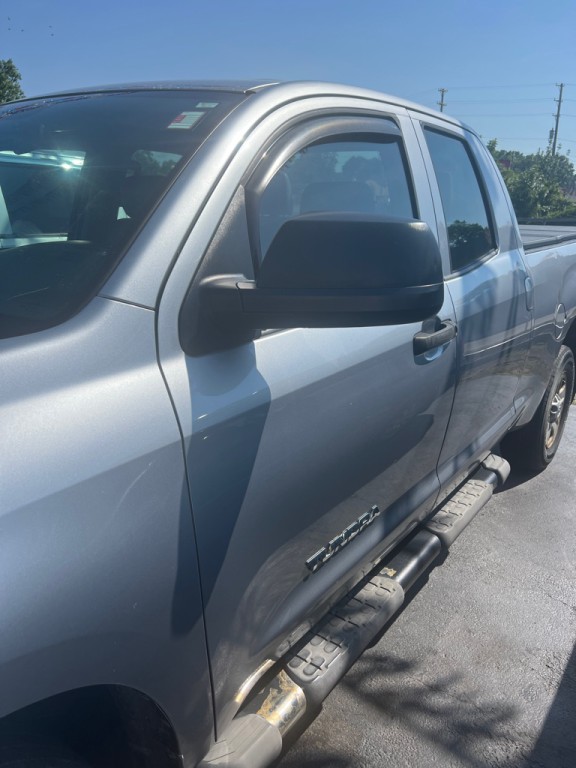 2013 Toyota Tundra Image 2