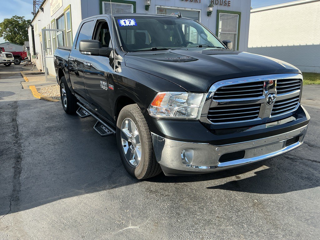 2017 RAM 1500 Image 2