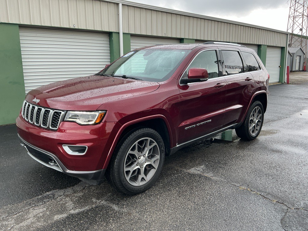 2018 Jeep Grand Cherokee Image 1
