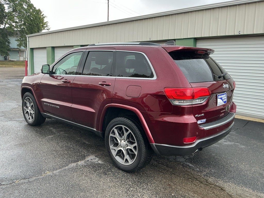 2018 Jeep Grand Cherokee Image 2