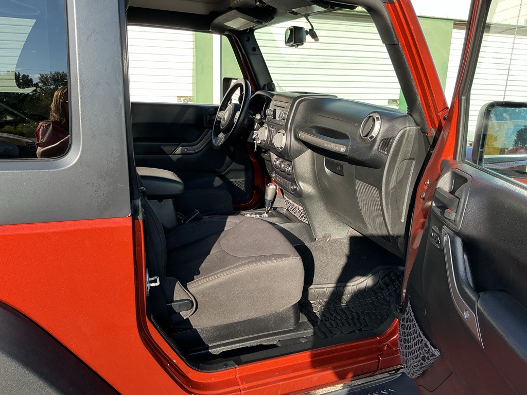 2014 Jeep Wrangler Image 6