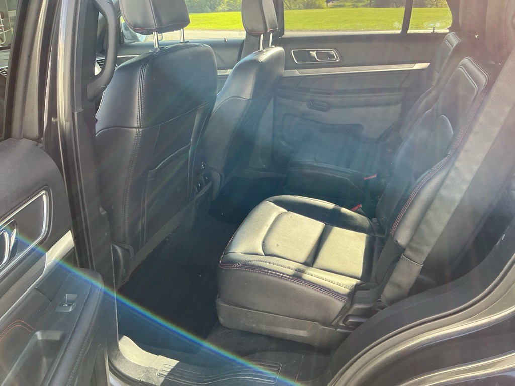 2019 Ford Explorer Image 6