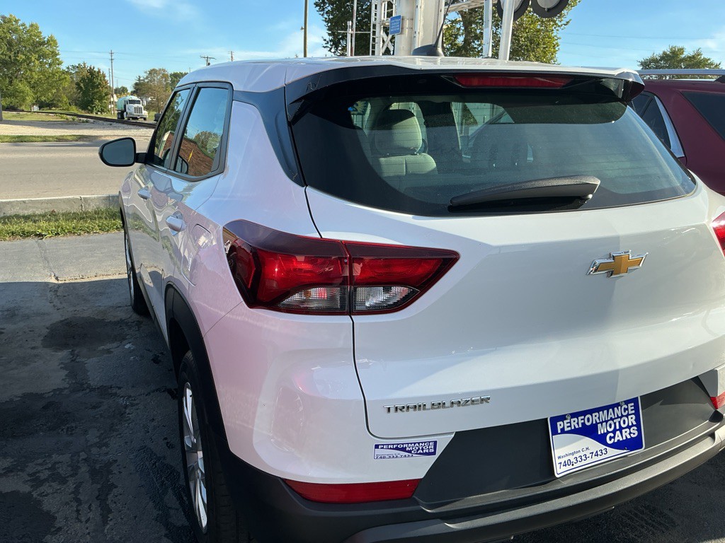 2021 Chevrolet Trailblazer Image 2