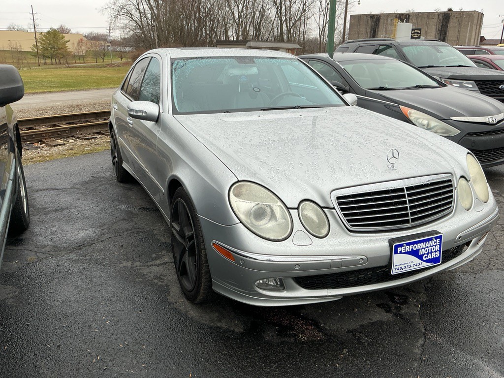 2005 Mercedes-Benz E-Class Image 1