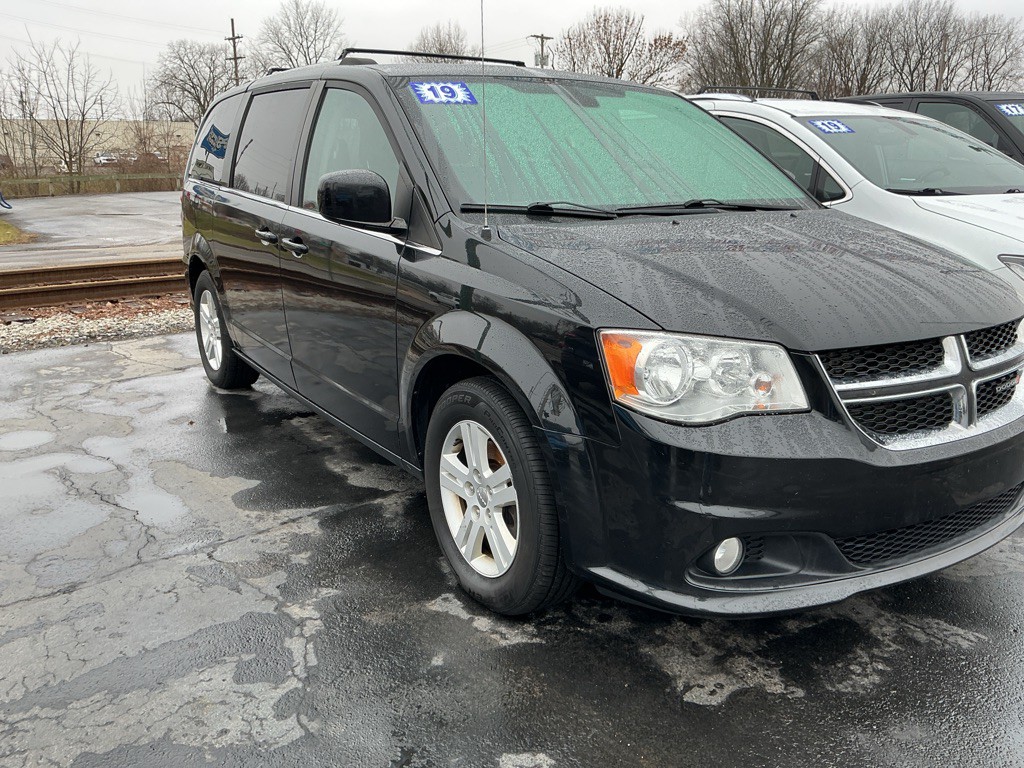 2019 Dodge Grand Caravan Image 1
