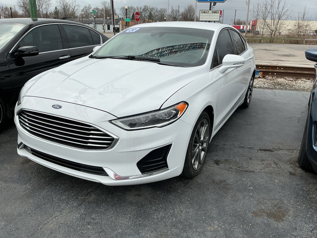 2020 Ford Fusion Image 1